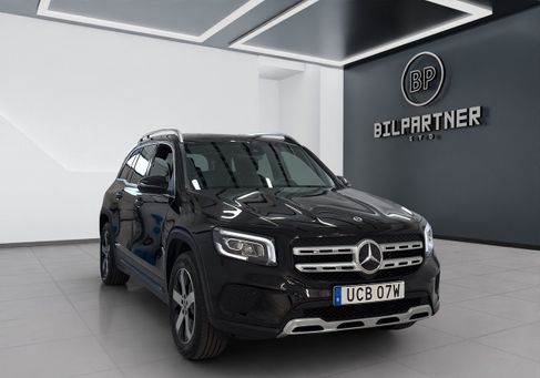 Mercedes-Benz GLB 200, 2021