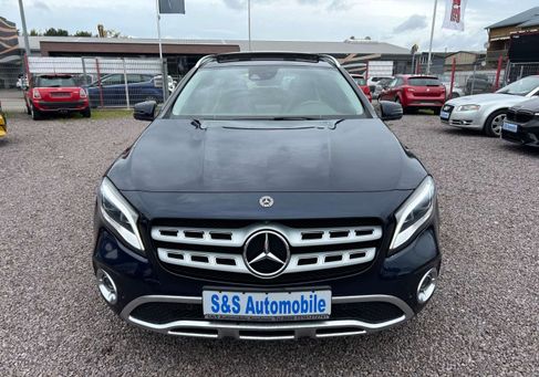 Mercedes-Benz GLA 220, 2017