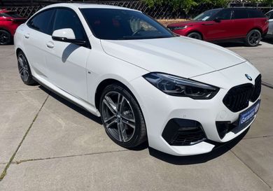 BMW 218, 2021
