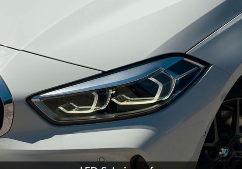 BMW 120, 2023 3