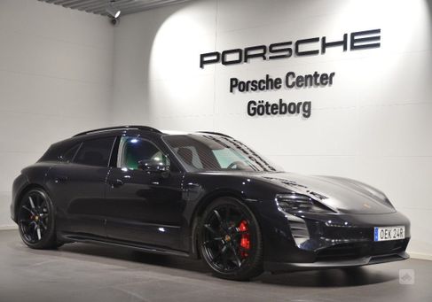 Porsche Taycan, 2022