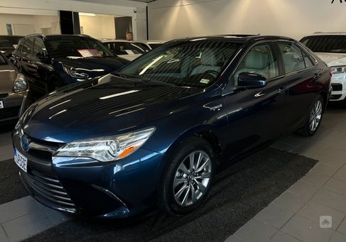 Toyota Camry, 2017