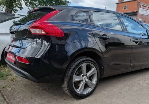 Volvo V40, 2018