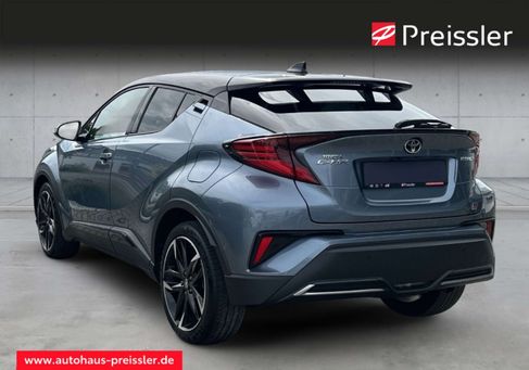 Toyota C-HR, 2022 2
