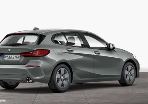 BMW 118, 2023