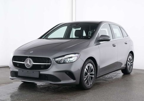 Mercedes-Benz B 180, 2025
