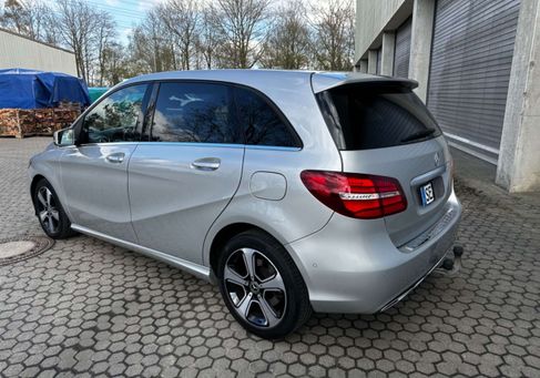 Mercedes-Benz B 220, 2017