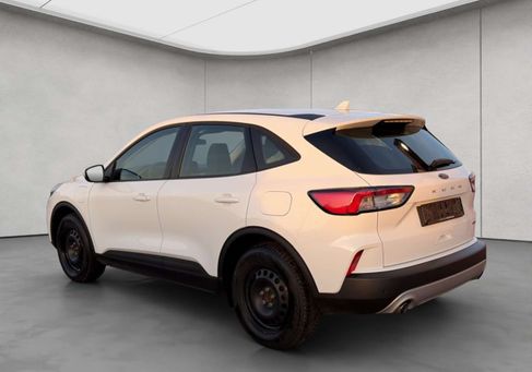Ford Kuga, 2022