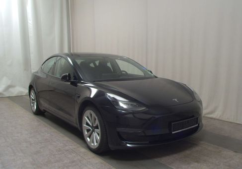 Tesla Model 3, 2021