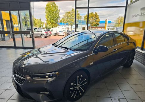Opel Insignia, 2022 3