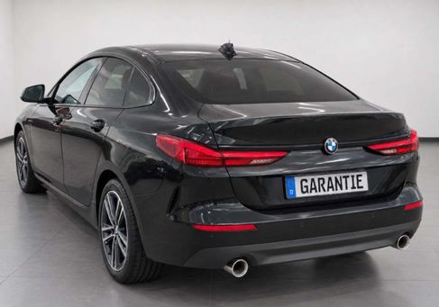 BMW 218, 2021 3