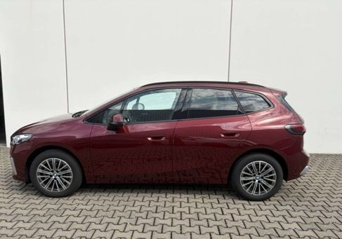 BMW 220, 2025 3