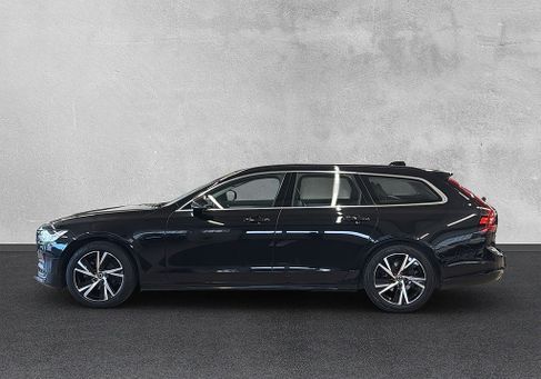 Volvo V90, 2022