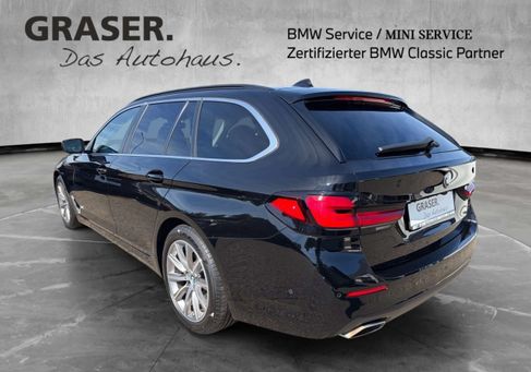 BMW 520, 2023 3