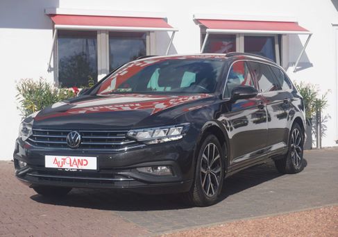 Volkswagen Passat Variant, 2023 2