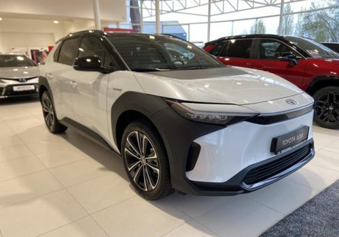Toyota, 2025
