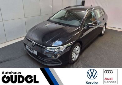 Volkswagen Golf, 2023
