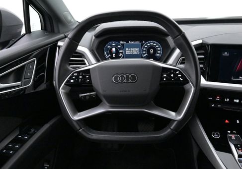 Audi Q4, 2024