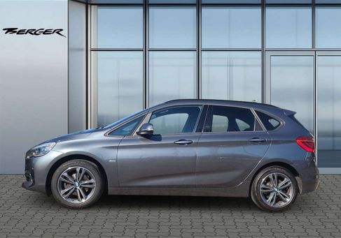 BMW 218, 2018 3