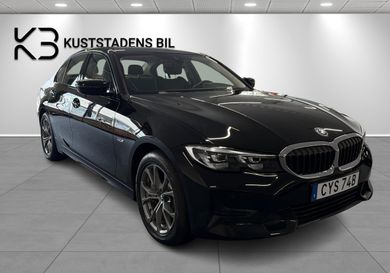 BMW 330, 2022