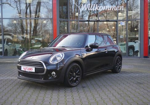 MINI ONE, 2019