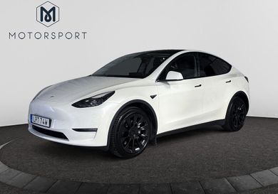 Tesla Model Y, 2023