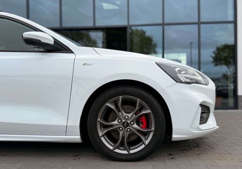 Ford Focus, 2022 3