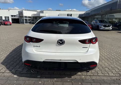 Mazda 3, 2025