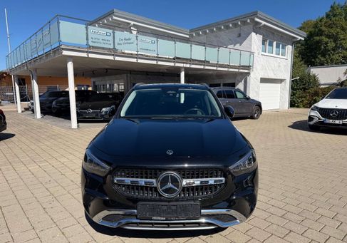 Mercedes-Benz GLA 200, 2024 2
