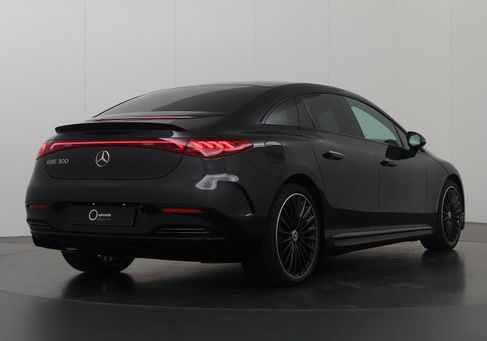 Mercedes-Benz EQE, 2025