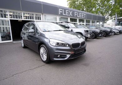 BMW 216, 2018