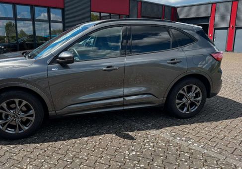 Ford Kuga, 2023