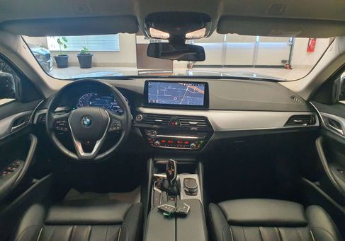 BMW 520, 2022