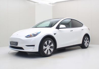 Tesla Model Y, 2023