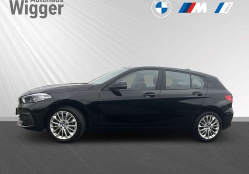 BMW 116, 2021