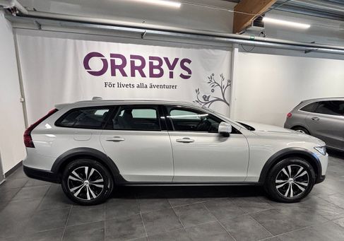 Volvo V90 Cross Country, 2022