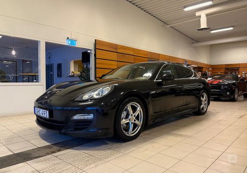 Porsche Panamera, 2012