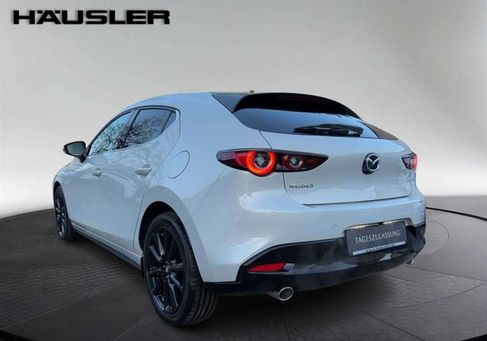 Mazda 3, 2025