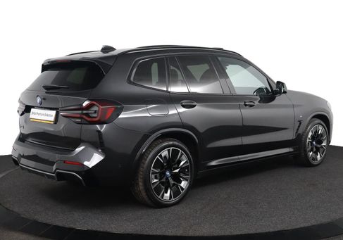 BMW iX, 2022