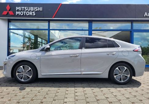 Hyundai IONIQ, 2021 3