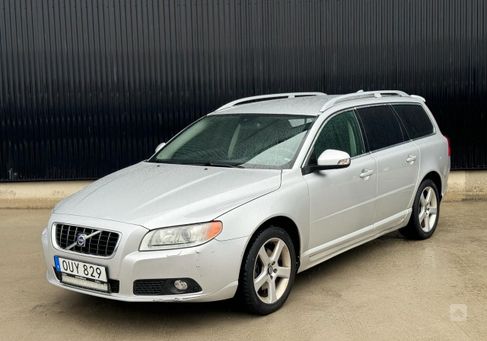 Volvo V70, 2010