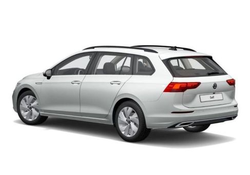 Volkswagen Golf, 2023 3