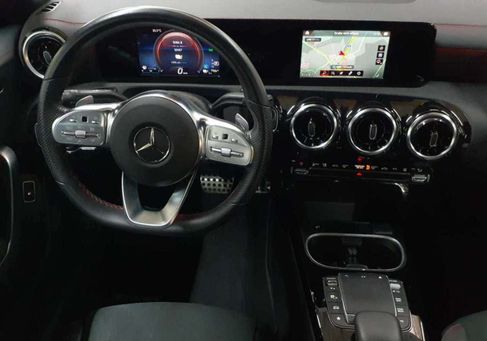 Mercedes-Benz CLA 250, 2022