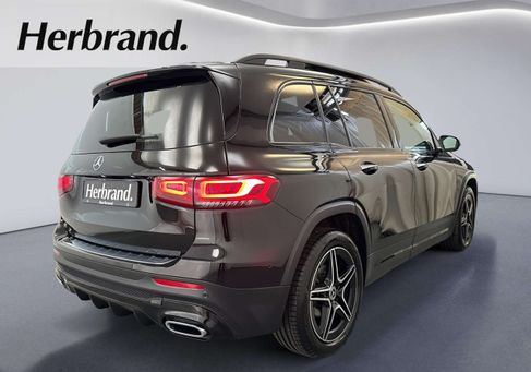 Mercedes-Benz GLB 180, 2023
