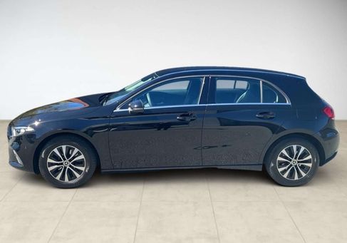 Mercedes-Benz A 200, 2021 3
