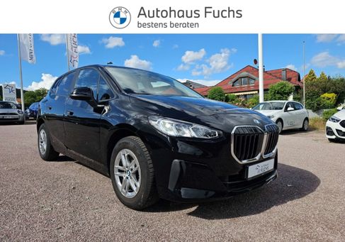 BMW 216, 2023