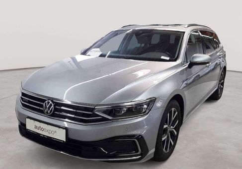 Volkswagen Passat, 2021