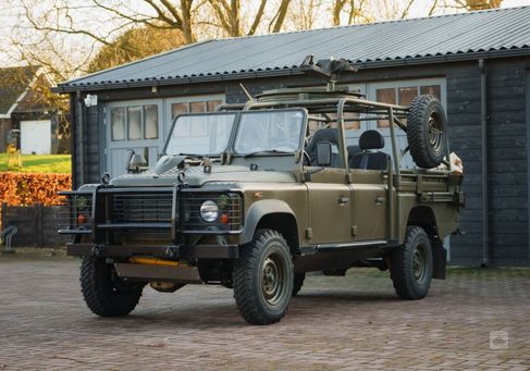 Land Rover Defender, 2013