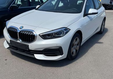 BMW 118, 2024