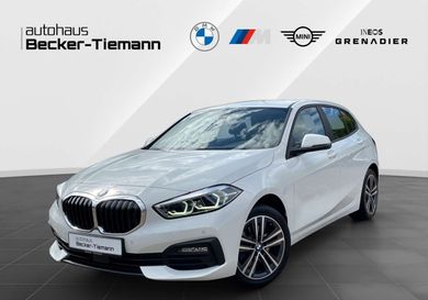 BMW 118, 2022